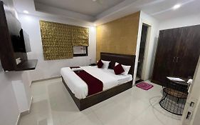 Hotel New Punjab Luxury